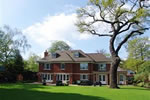 New house in Walton on Thames - quality new building by Woodlands Construction